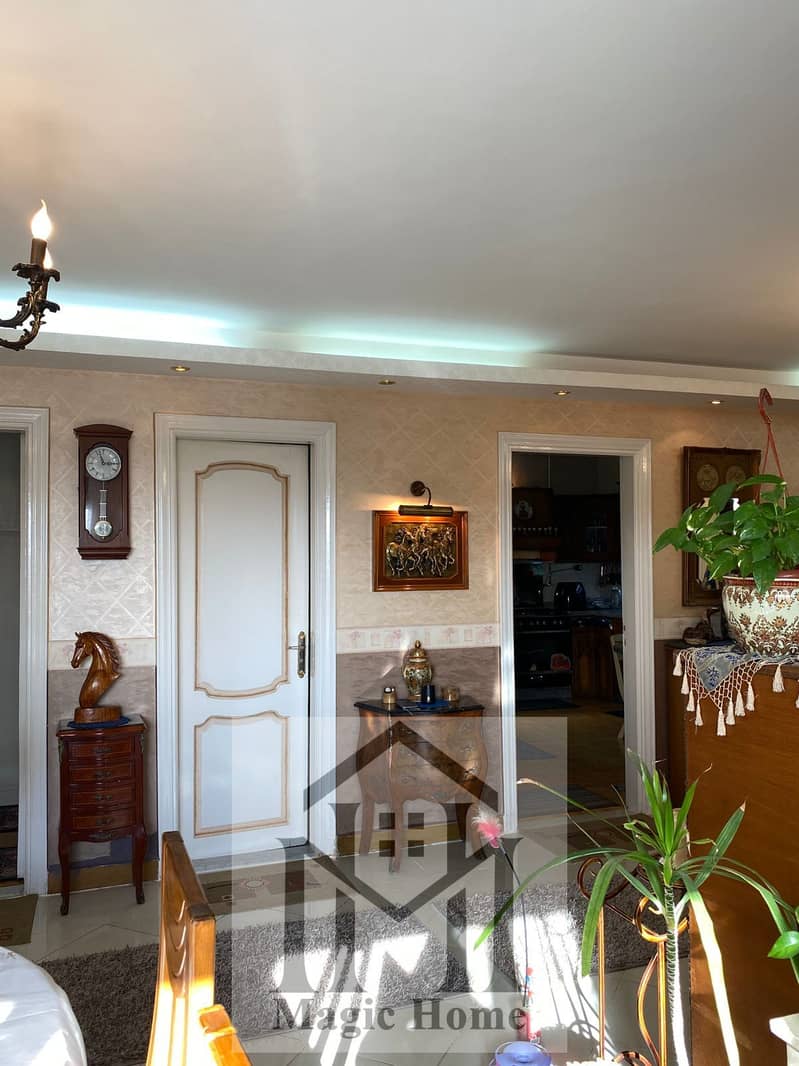 5 40152f17-d7bf-43e9-8b27-88be5b17d5c5. jpg