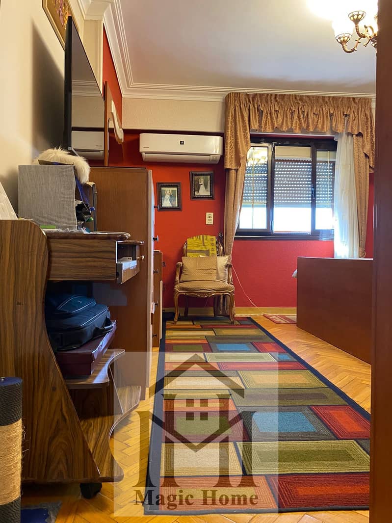 7 a87e074a-b5c3-43fe-8d53-7b9d98d5532d. jpg