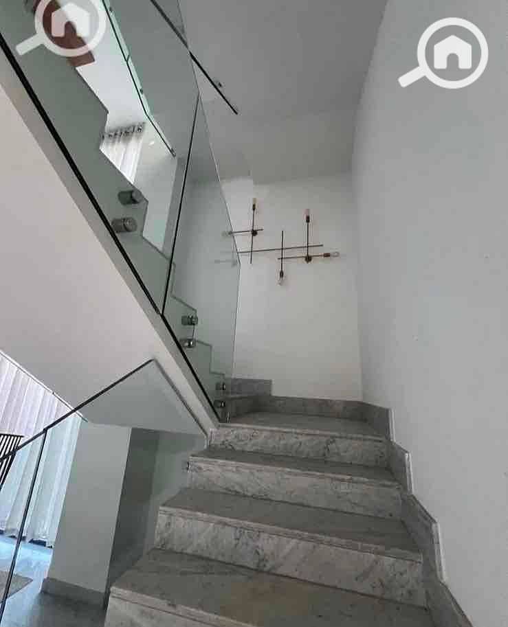 9 f66d86f6-2234-49b5-ae32-3df1001dedf5. jpg