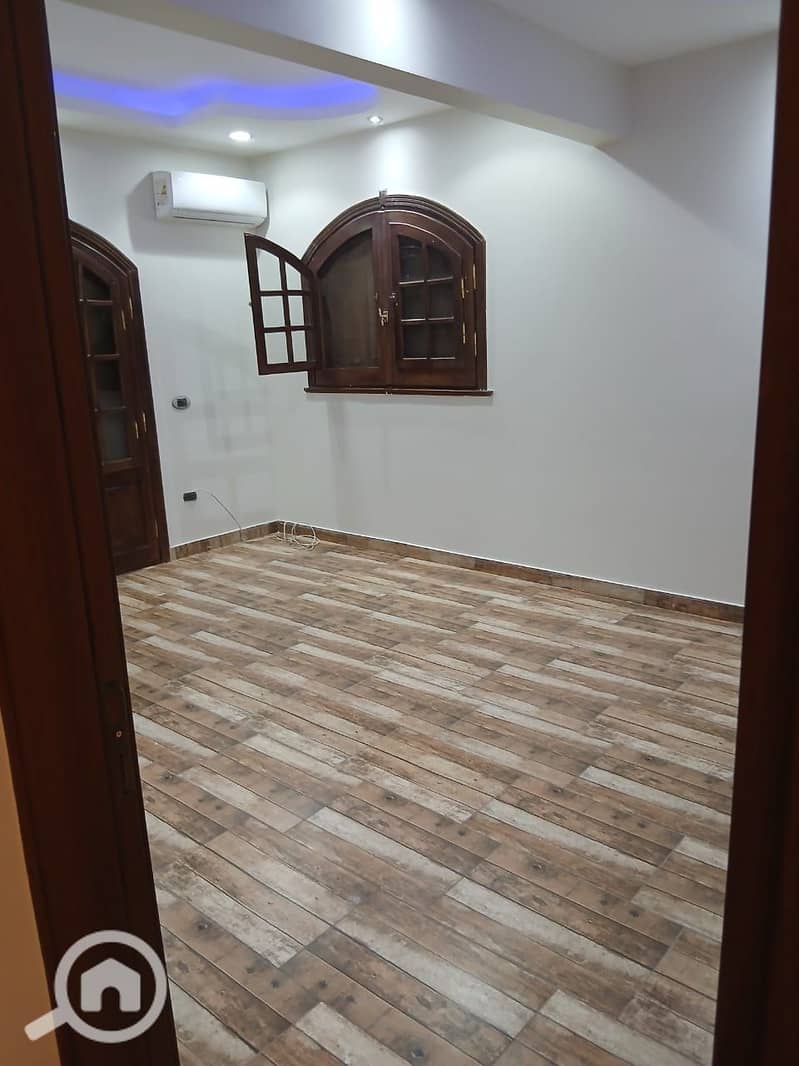 9 56ecd321-3994-4d9e-91d6-b0a76f25b0e6. jpg