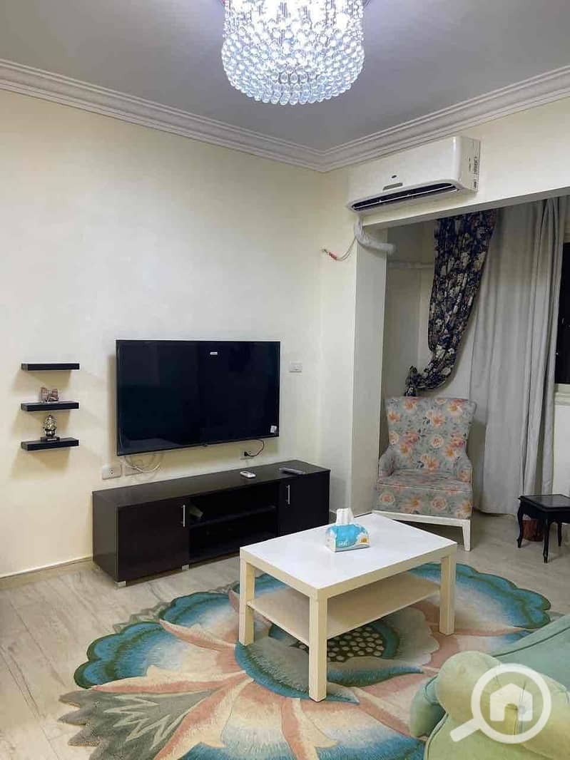 10 796c685a-17b2-43e8-9874-e6be5c8b1866. jpg