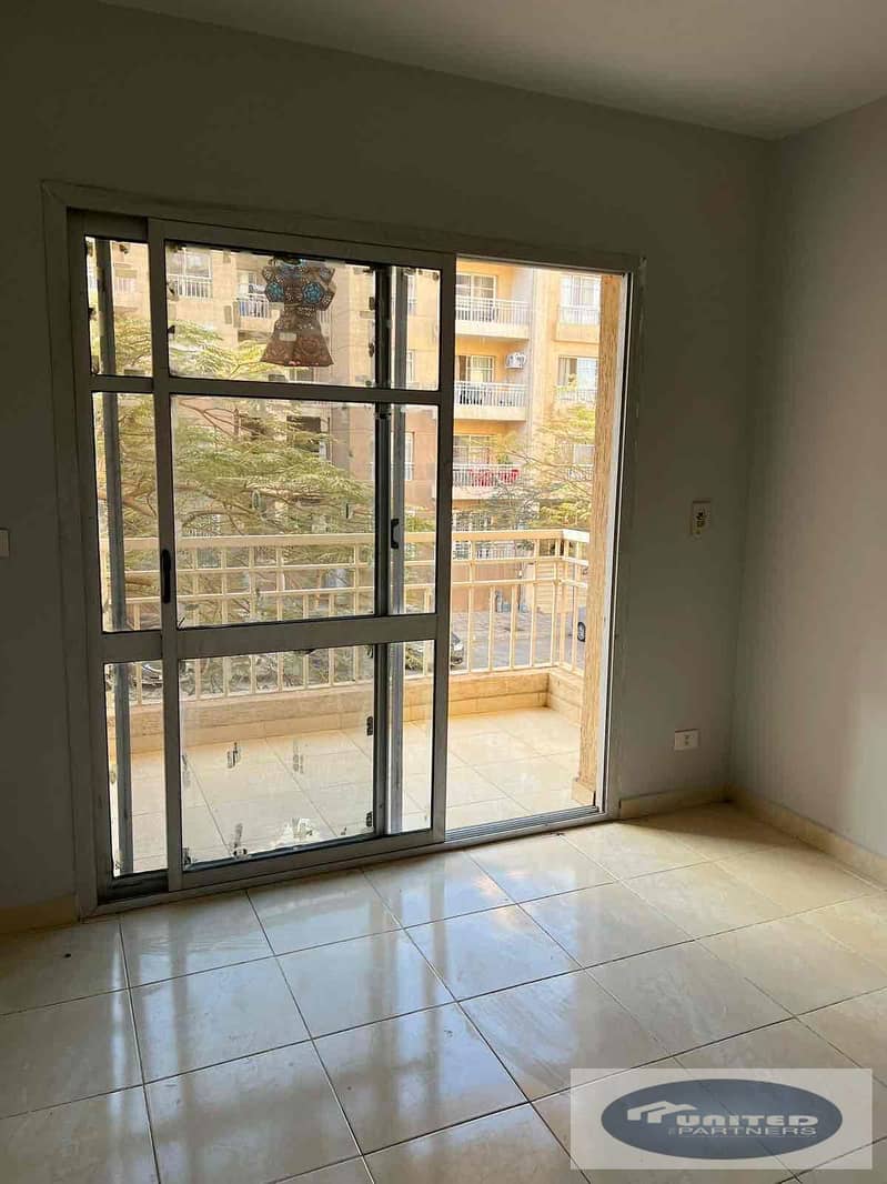 13 e4ce7977-a16c-4940-8924-d3c2e95d4b80. jpg