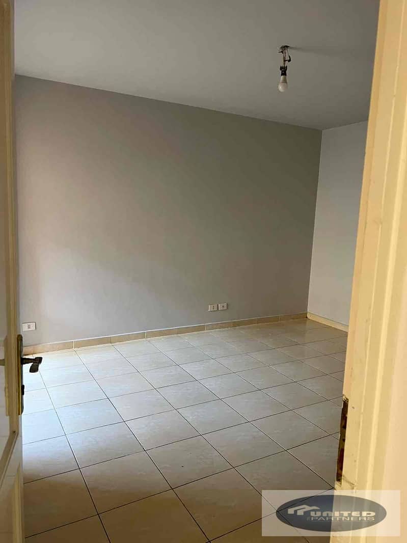 14 f66eeff5-acf5-483b-ad6a-d53ad3aaed90. jpg