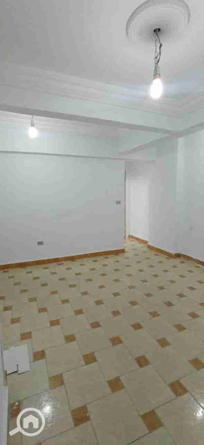 شقة 2 غرفة نوم للايجار في ميامي، الإسكندرية - IMG-20260123-WA0002. jpg