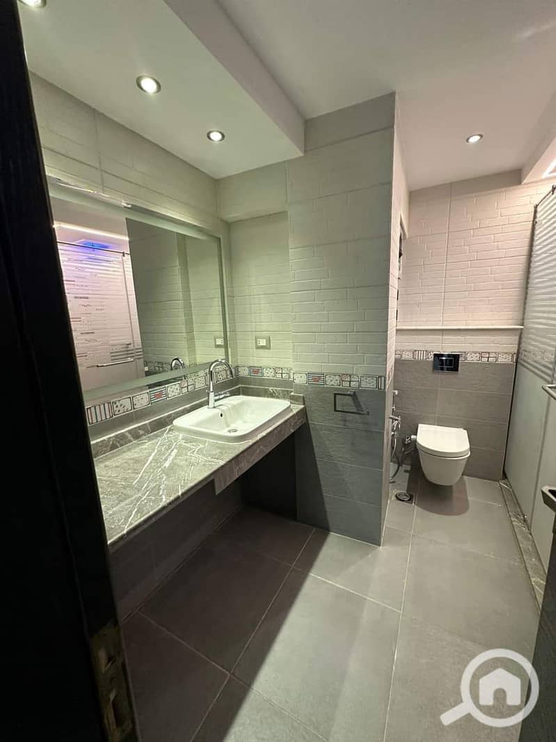 4 FB_IMG_1731512038478. jpg