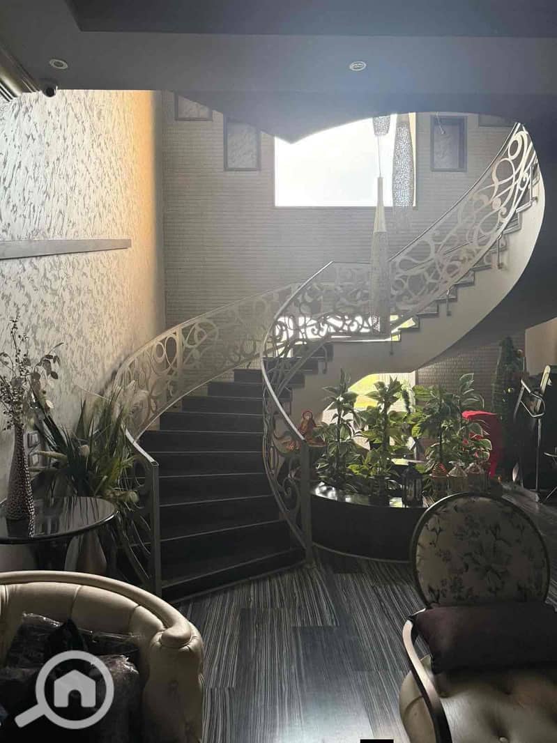 5 fca64bd5-29ea-4971-8209-833bb14d10df. jpg