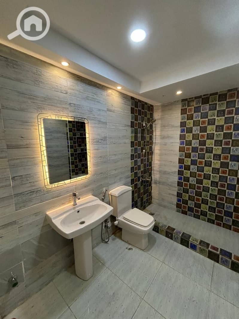 13 WhatsApp Image 2025-10-16 at 11.19. 51 AM (1). jpeg