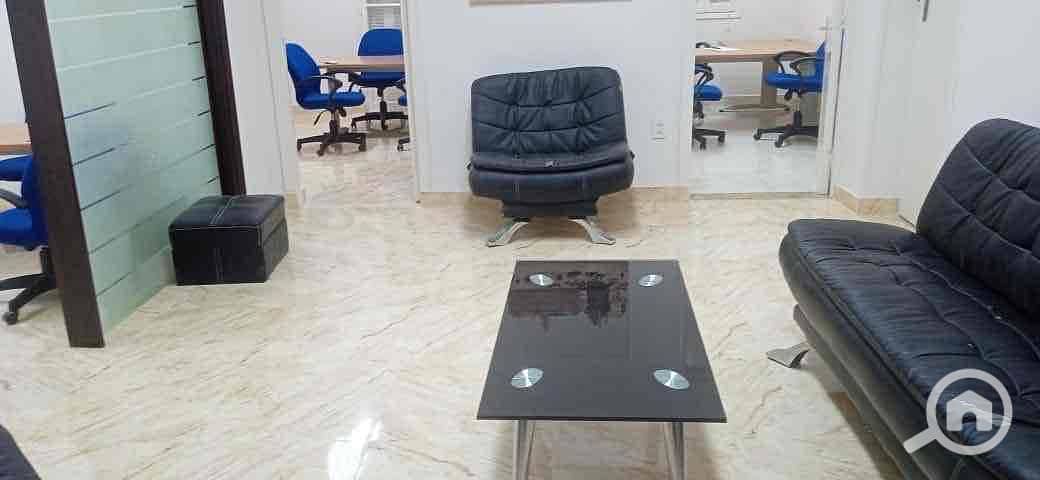 18 7129fee1-62b5-41a6-a113-059b2a1ff25f. jpg