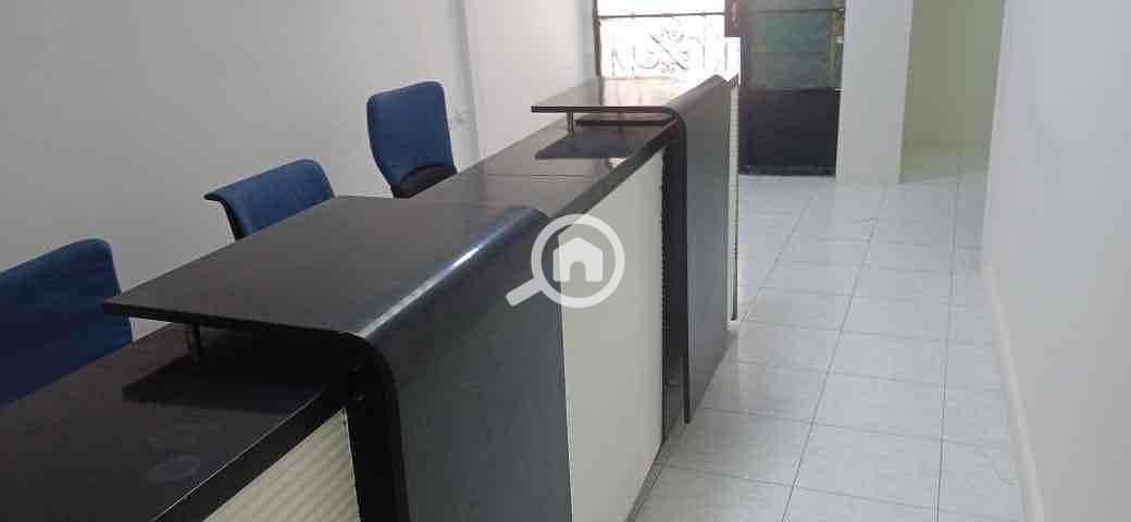 24 f85ff55d-95c6-49b4-8046-89ff745c87db. jpg