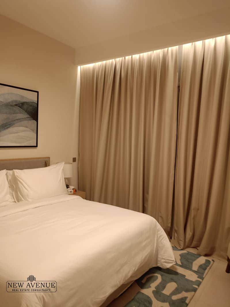 4 31b0d4f7-fa58-4f9c-b9c2-f5de65de5d4b. jpg