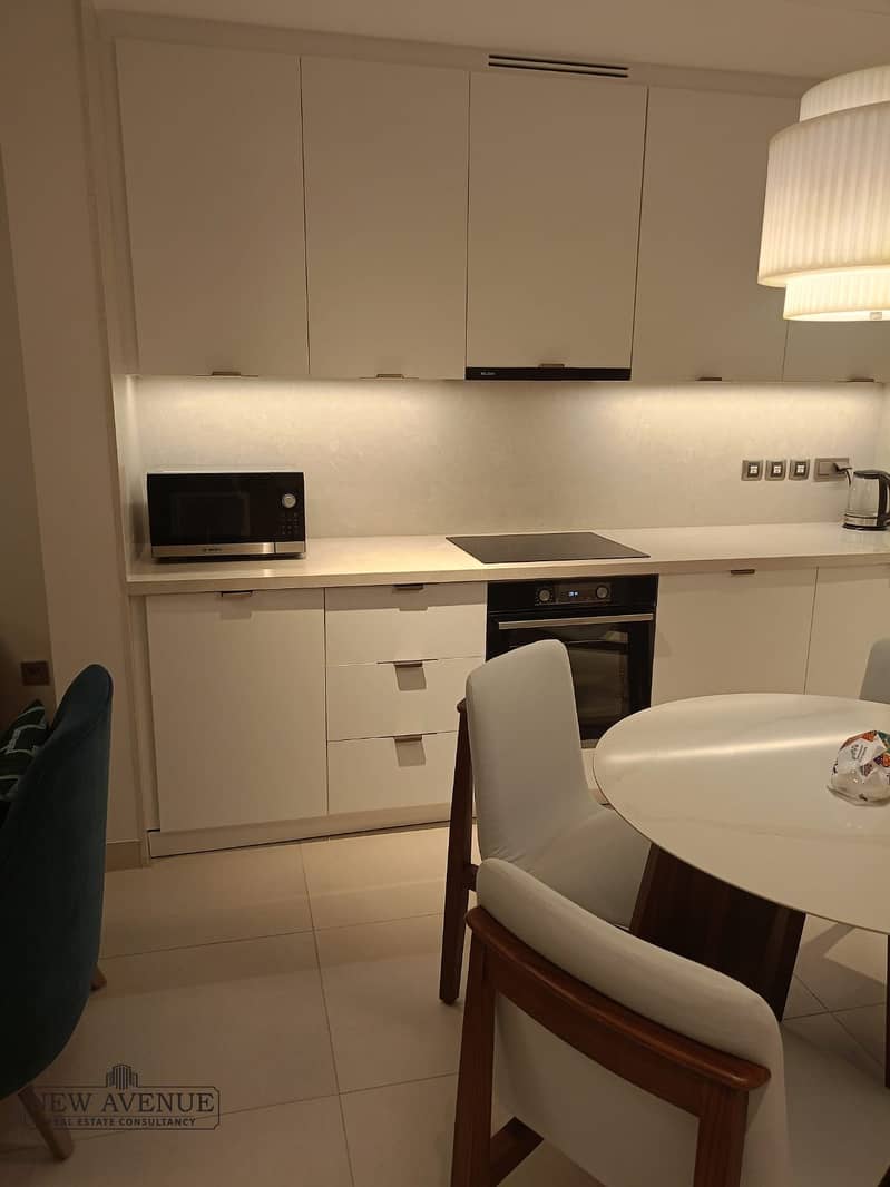 6 49478a5b-3340-4fa3-8a36-a0f2353a07b5. jpg