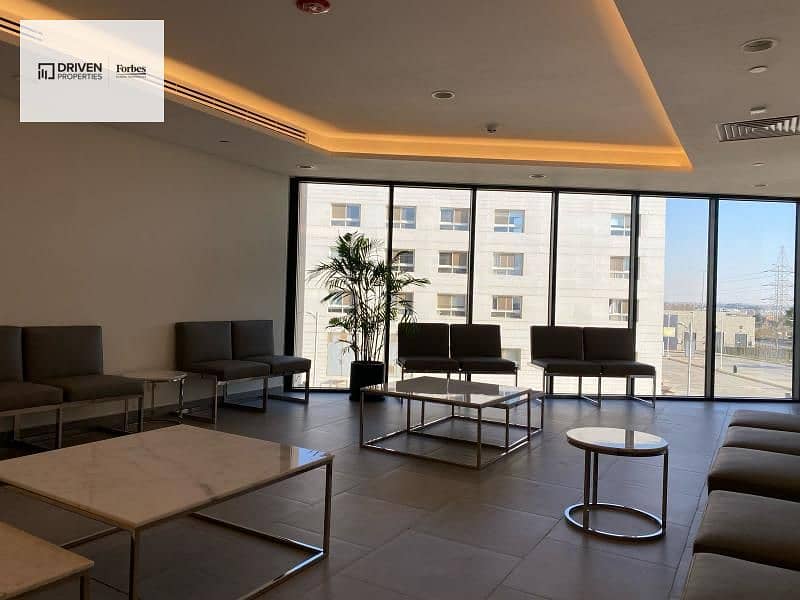 5 e5094fa5-2ef2-415f-93d0-76aedebe554b. jpg