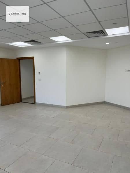 9 81a87451-f252-4ac6-a22f-75751932a23d. jpg