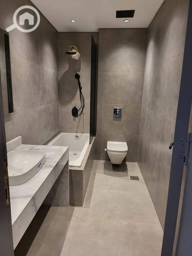 5 FB_IMG_1744311870780. jpg