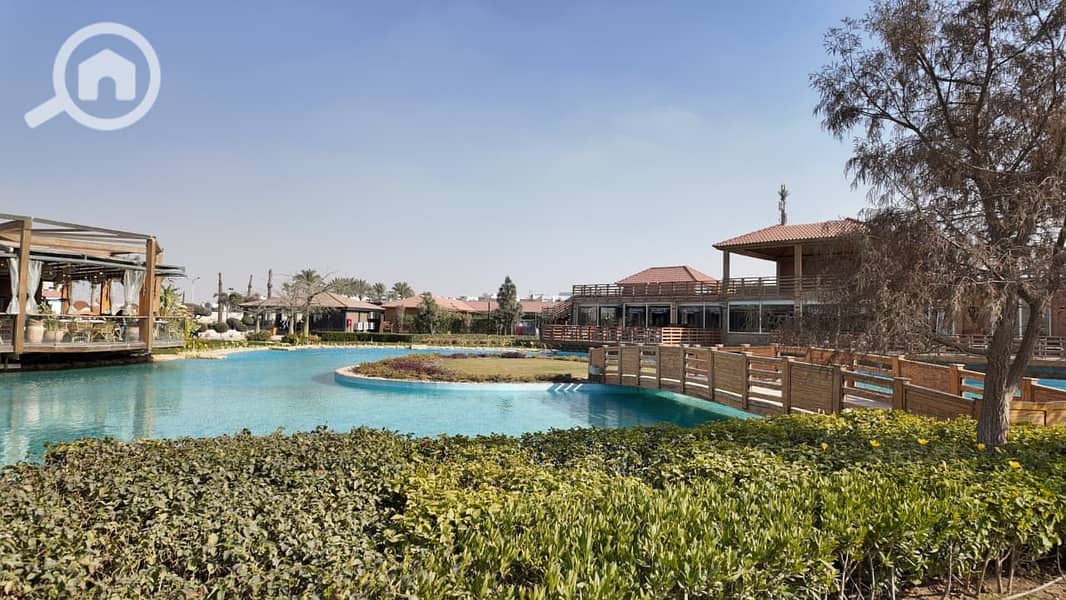 2 8a69b026-7c4e-4b17-aef2-0a2c3087907e. jpg