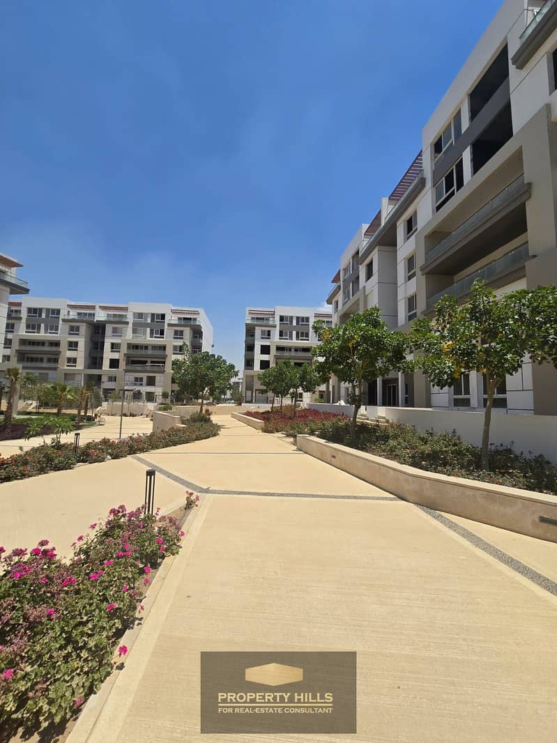 19 f04f0f17-ef5f-43e9-9738-cb32ad1acb2c. jpg