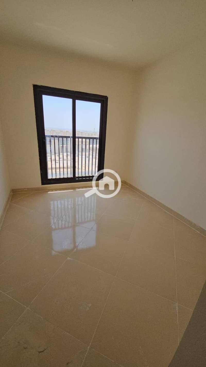 5 WhatsApp Image 2026-01-25 at 21.04. 01 (1). jpeg