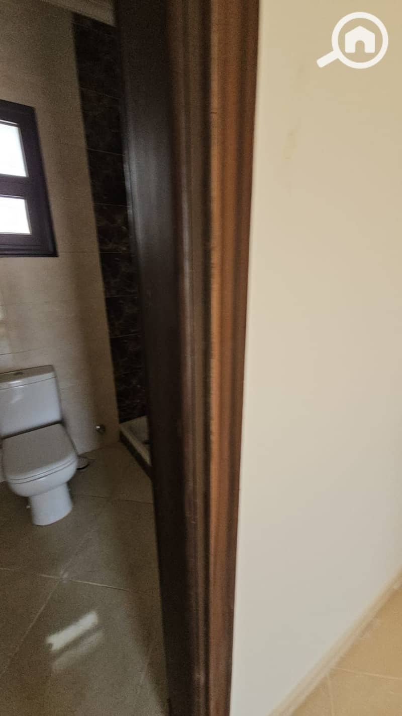 6 WhatsApp Image 2026-01-25 at 21.04. 01 (2). jpeg