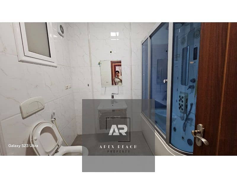 10 WhatsApp Image 2025-11-23 at 14.51. 07. jpg