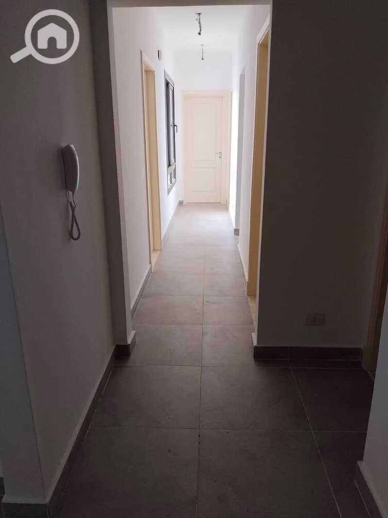 4 WhatsApp Image 2026-01-25 at 22.05. 41 (2). jpeg