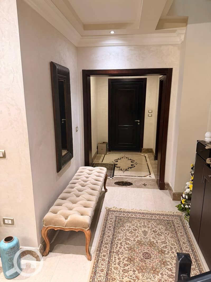 5 43a033a9-617c-4c13-84dd-15d3935fa086. jpeg