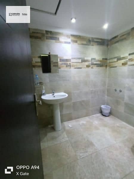 8 beverly hills (3). jpg