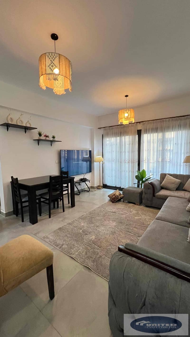 6 cae4c095-aa3d-432f-8dfd-45e96ddcf5a3. jpg