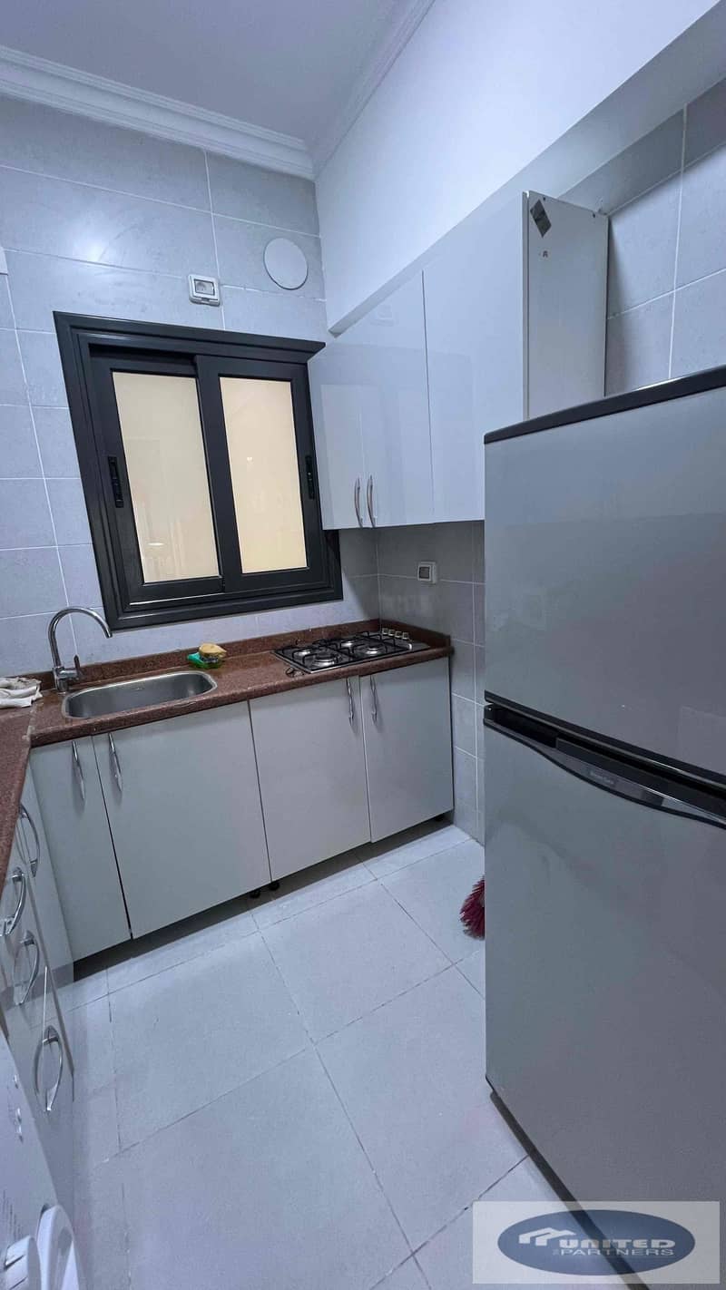 8 e429deaa-1ebd-48e3-95cf-c0ddae04d203. jpg