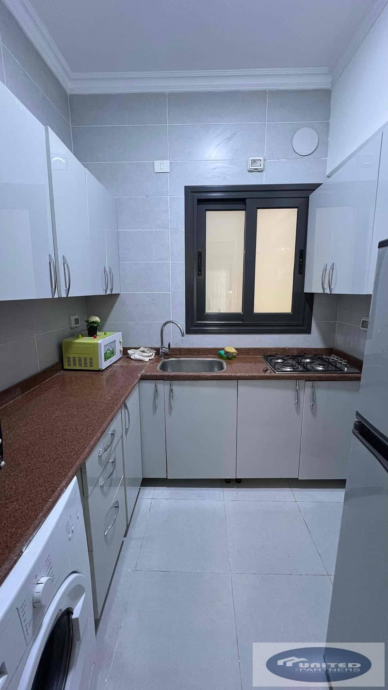 9 94fc3d95-62e5-4cc3-88db-913cc1bfd28f. jpg