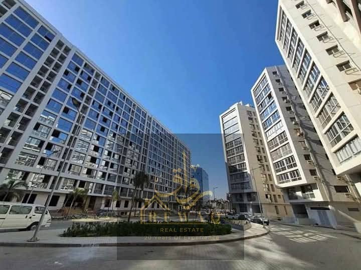 4 a340f178-2a98-4acb-9ca2-ced09a3e2ebb. jpeg