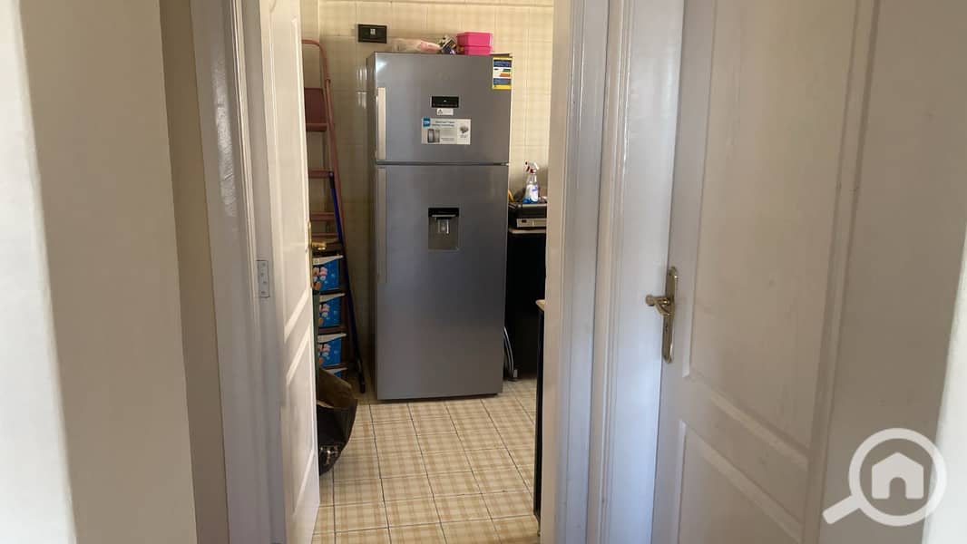 10 4c0cba87-7ceb-4a99-b8e4-44abc30929f2. jpeg