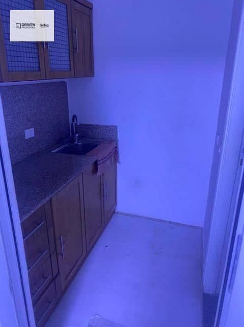 5 24dcfc63-d33f-4d93-9c87-11067e2af74d. jfif. jpg