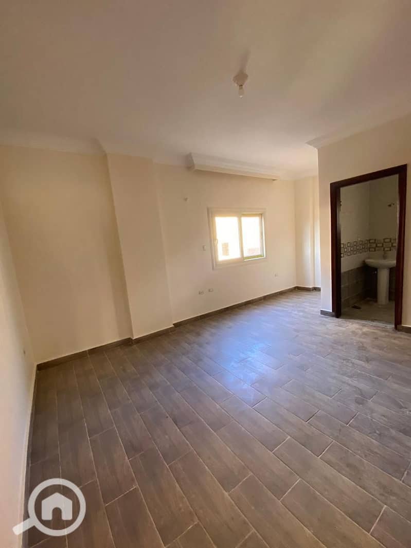 12 WhatsApp Image 2026-01-25 at 22.20. 28 (1). jpeg