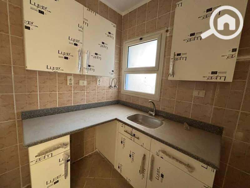 10 WhatsApp Image 2026-01-25 at 22.28. 22. jpeg