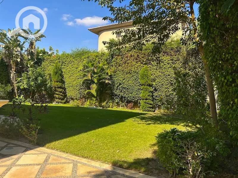 5 c2a9837f-ac82-48cc-9695-f8a198bd4c01. jpeg