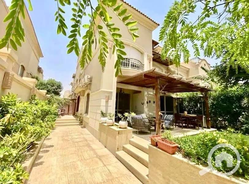 10 b1312db5-ccc2-4d4f-85c2-53d18db4289e. jpeg