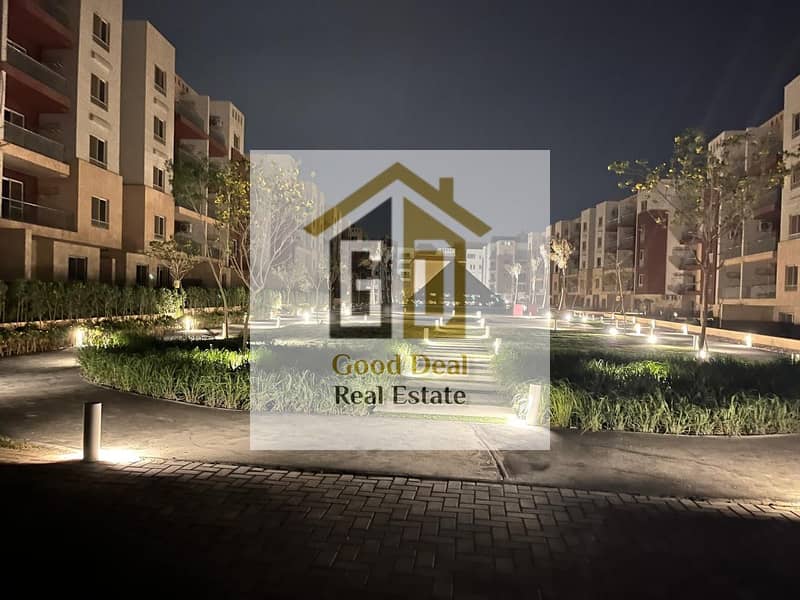 5 8859229d-f06a-4ca8-b680-54f85b61cf7f. jpg