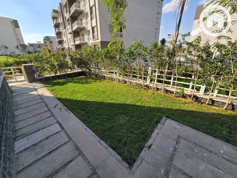 2 WhatsApp Image 2025-10-06 at 9.10. 24 PM. jpeg