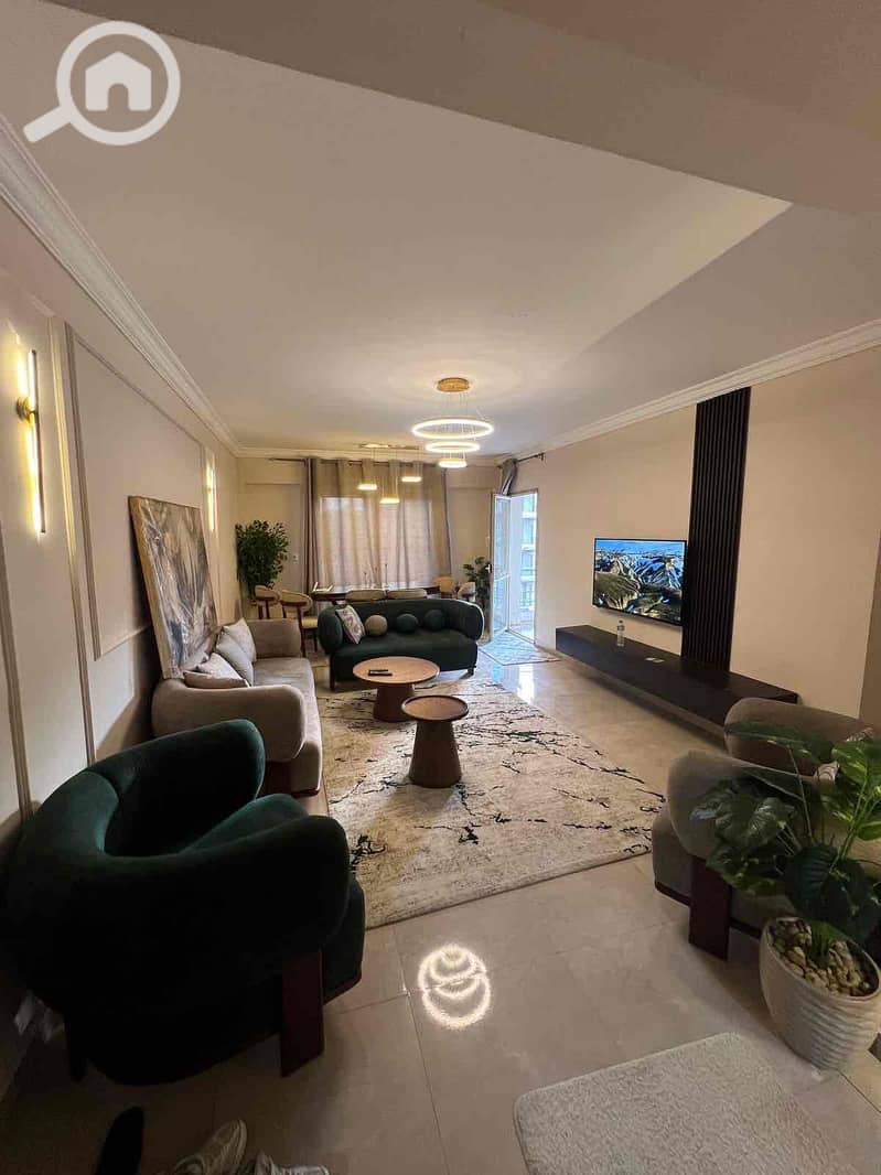 2 584f26dd-d4ff-4771-b8f8-4f85467a690a. jpg