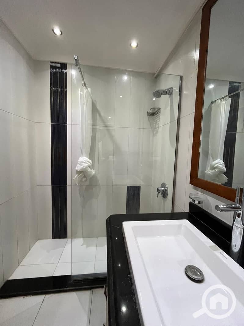 5 6c72b1dd-68bb-45d5-83ec-4b142f434f6f. jpeg