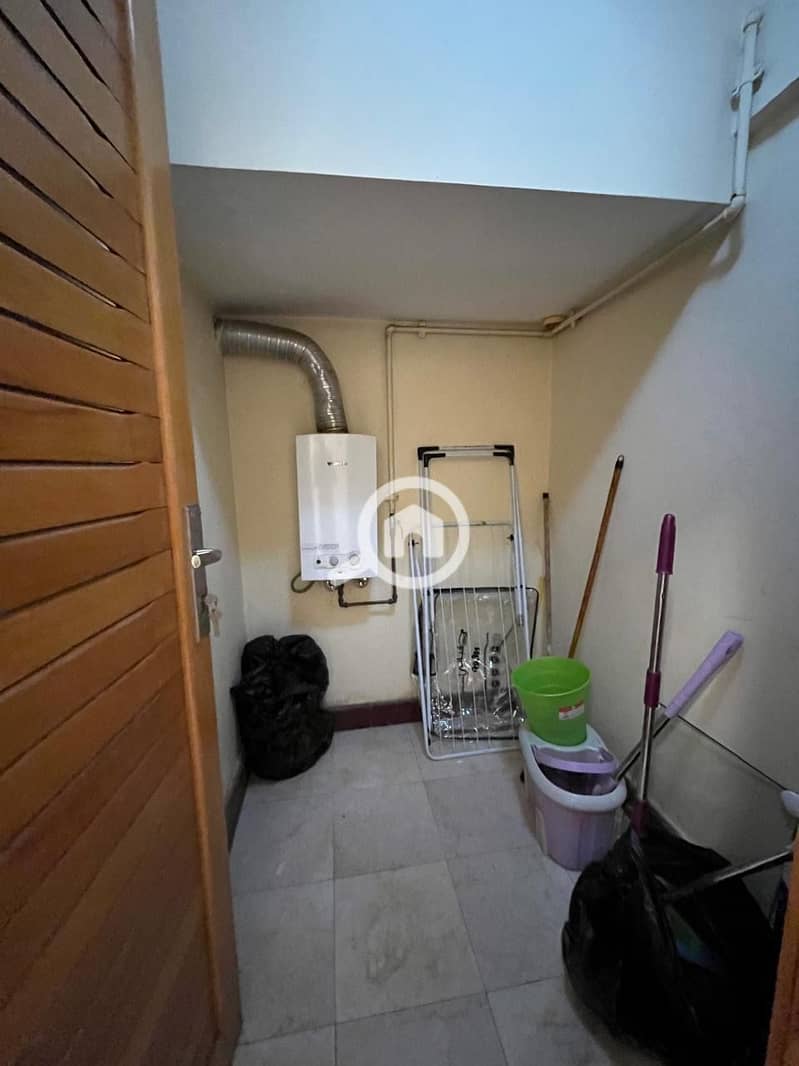 8 2d61db70-d16d-4ebc-9f7a-c380d5a3746b. jpeg