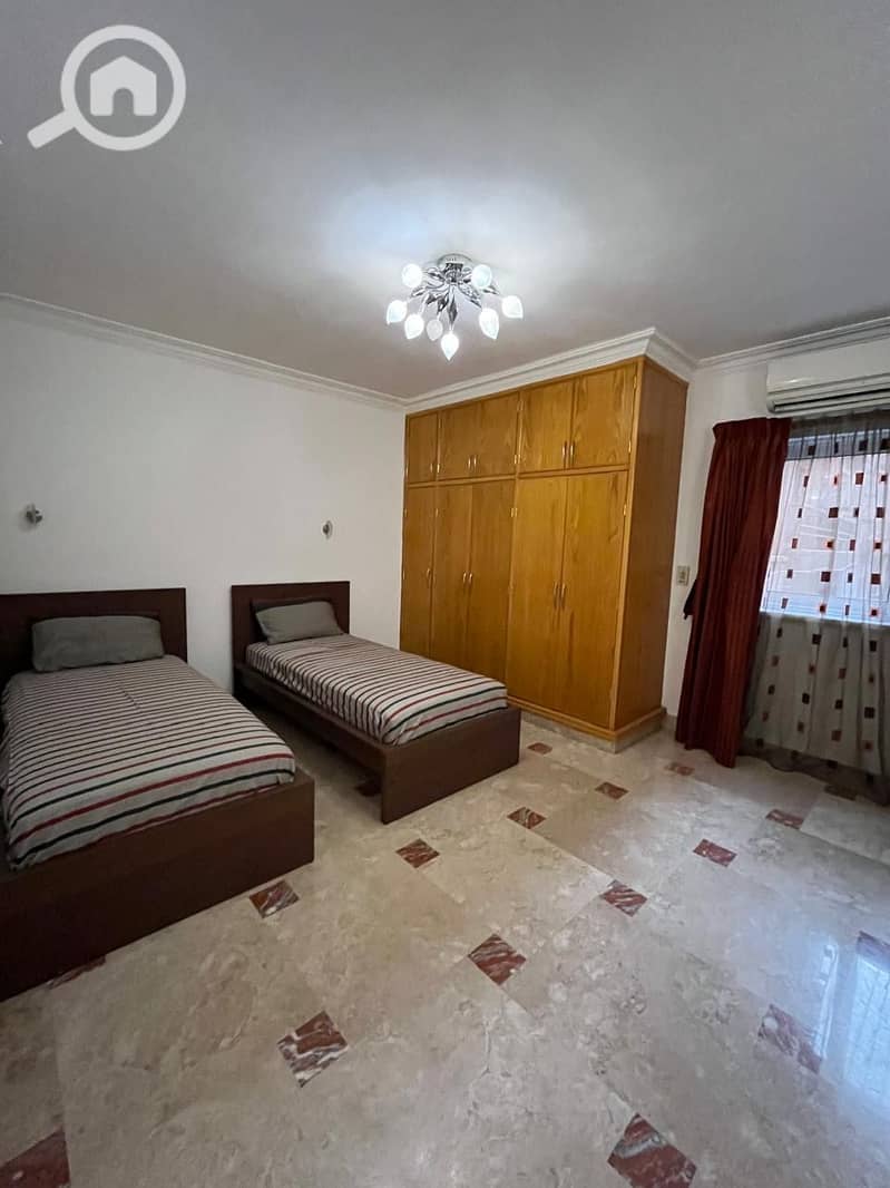 10 3cce6eaf-0ccd-49b9-9daa-52dc82634431. jpeg