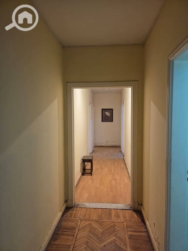 8 4c722165-b8f9-4e0d-b96f-a5e36962703b. jpeg