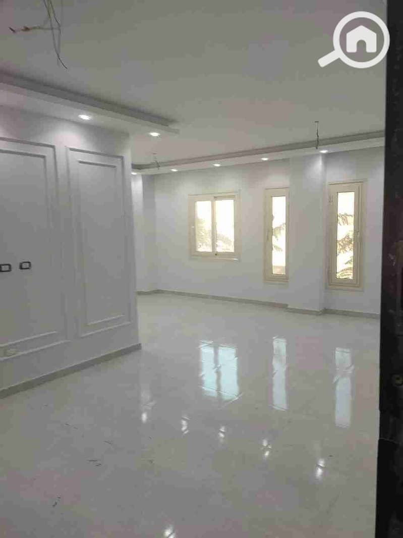 1000502985. jpg 1000502985. jpg