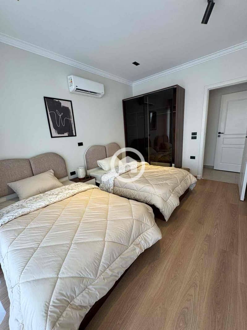 5 62cbd720-4b84-499a-aaf4-b98880f2ede7. jpg