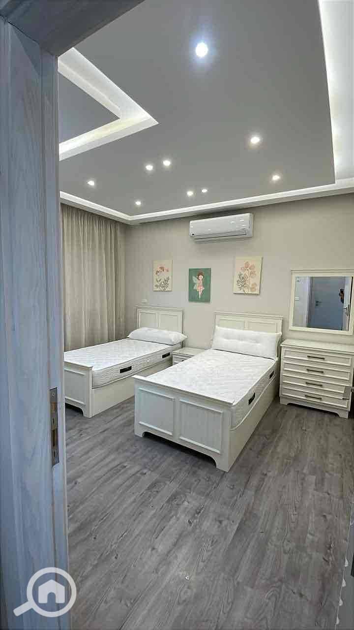 5 faa92f0c-e485-495b-bb43-e49cd424e69e. jpg