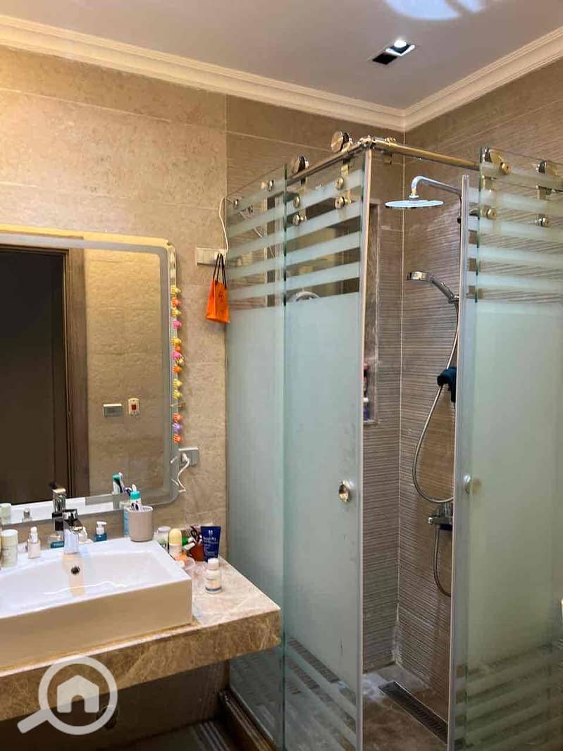 10 eeae1572-c380-48f7-8a9e-9d718071399b. jpg