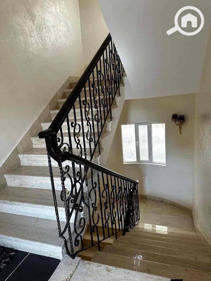 4 cec738cc-c79d-4ffa-b1c7-b4e461b0e004. jpg