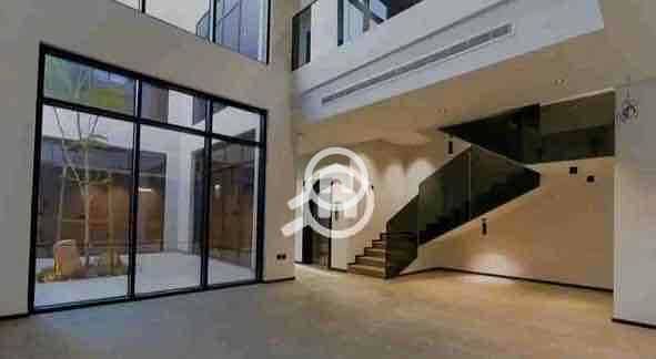 2 3c08a9ce-4a2a-442b-b1f8-4424ef0e1bff. jpg