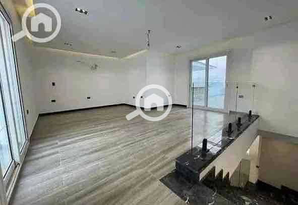 5 6b892123-7df1-45e7-842f-bd9cb2b8bd80. jpg